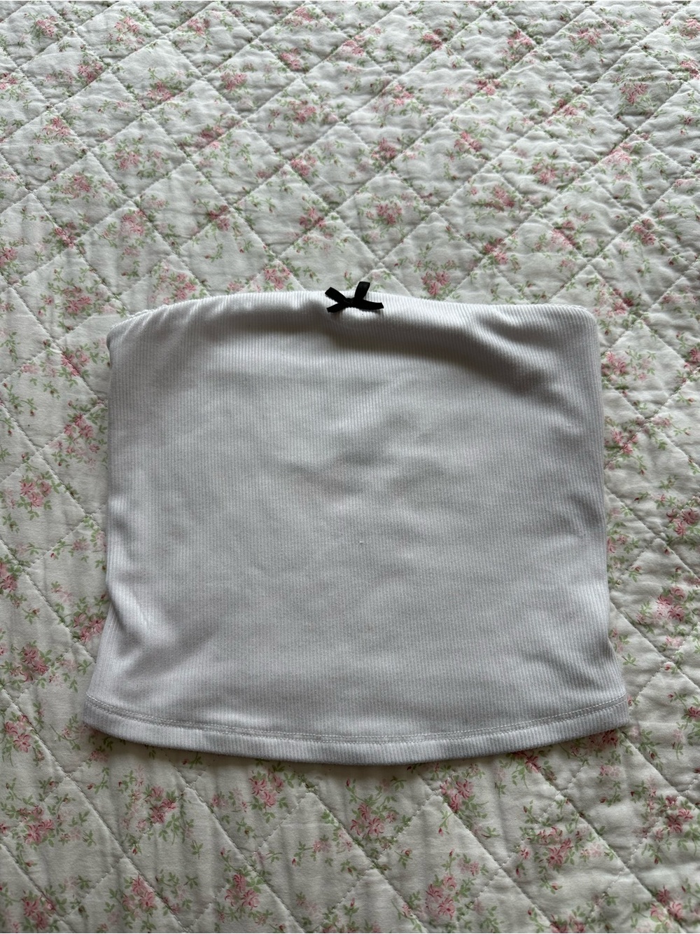 White Ribbed Strapless Tube Top with Black Bow